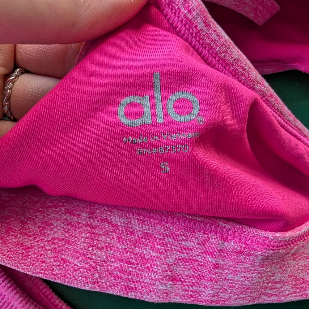 Alo Pink Sports Bra and Shorts Set - Picture 4 of 8